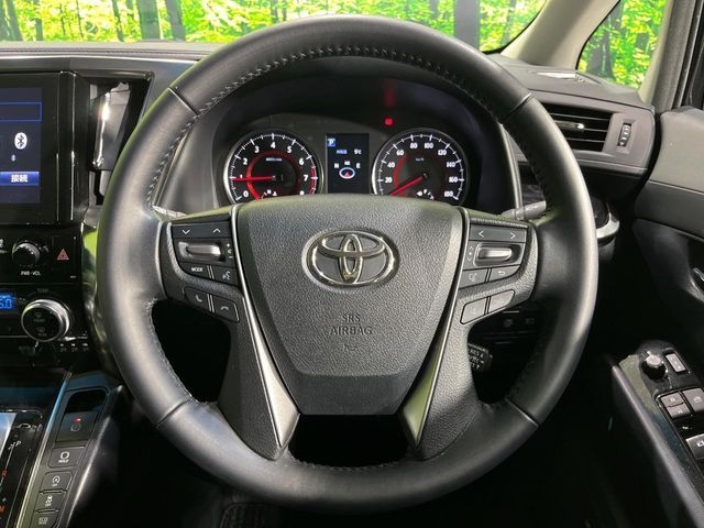 TOYOTA VELLFIRE 4WD 2019