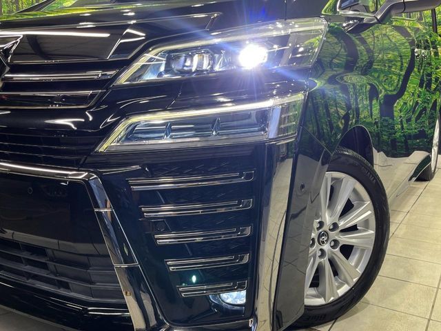 TOYOTA VELLFIRE 4WD 2019