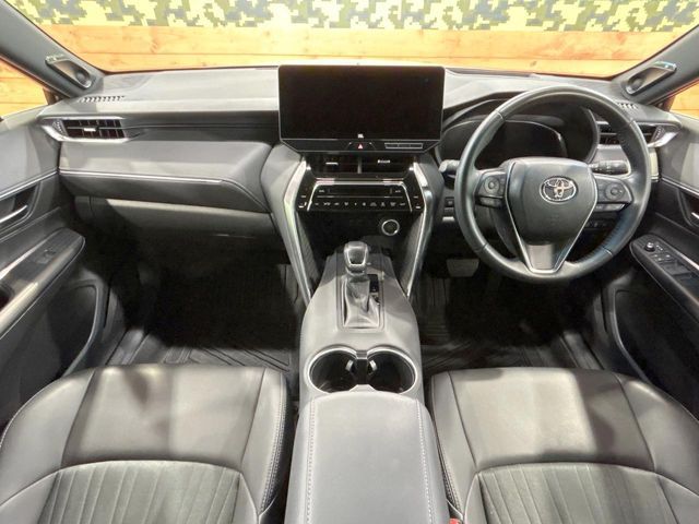 TOYOTA HARRIER 2WD 2024