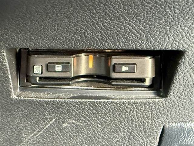 TOYOTA COROLLA FIELDER HYBRID 2016