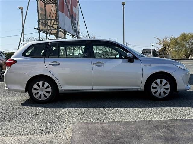 TOYOTA COROLLA FIELDER HYBRID 2016