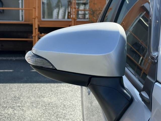 TOYOTA COROLLA FIELDER HYBRID 2016