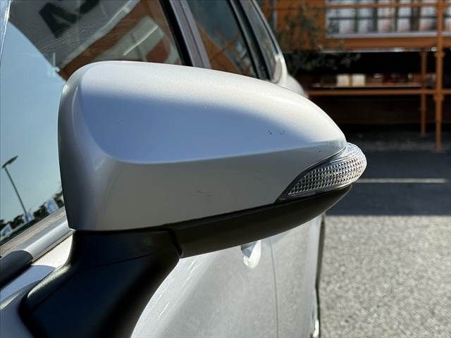 TOYOTA COROLLA FIELDER HYBRID 2016