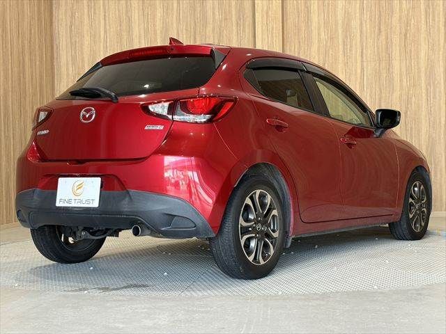 MAZDA DEMIO 2016