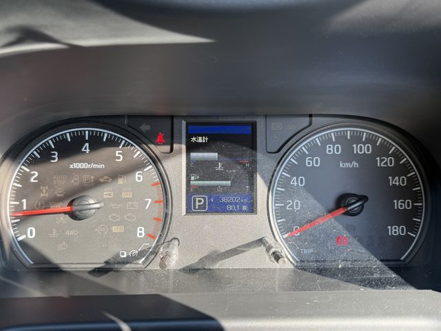 NISSAN NV350 CARAVAN 2019