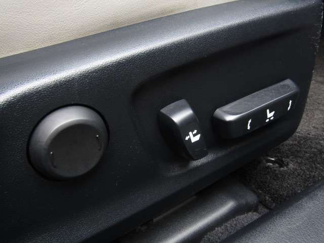 TOYOTA LEXUS IS200t 2016