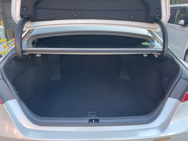 TOYOTA CAMRY HYBRID 2018