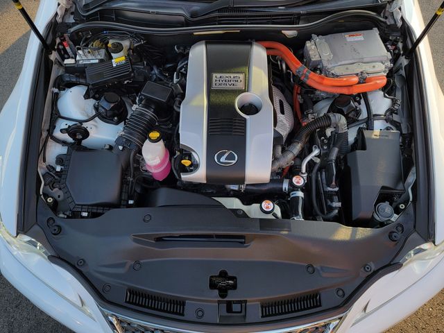 TOYOTA LEXUS IS300h 2013