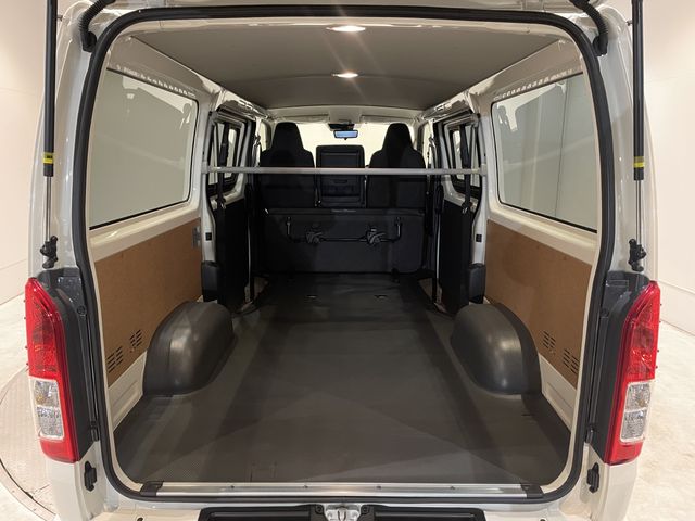 TOYOTA HIACE van 2WD 2025