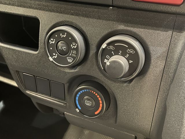 TOYOTA HIACE van 2WD 2025