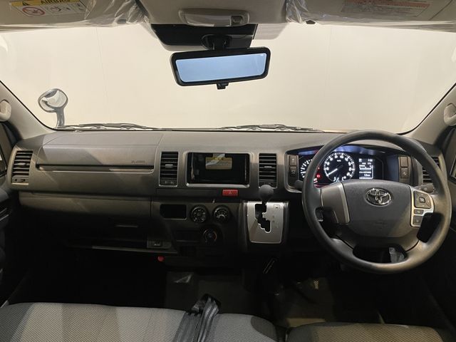 TOYOTA HIACE van 2WD 2025