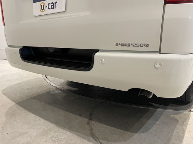 TOYOTA HIACE van 2WD 2025