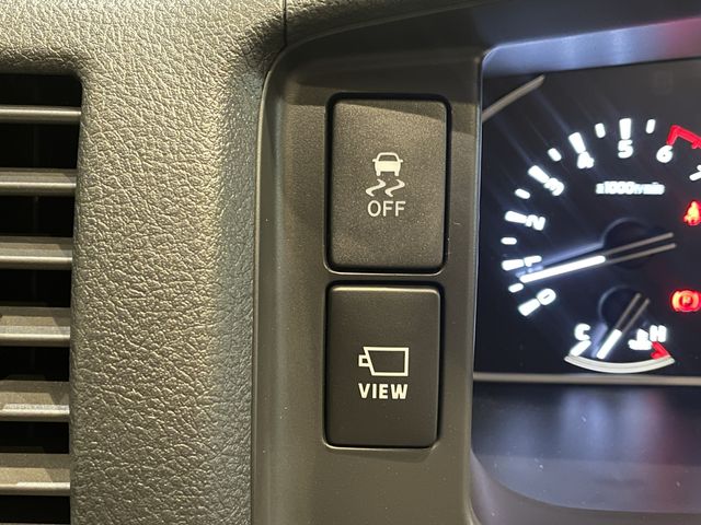 TOYOTA HIACE van 2WD 2025