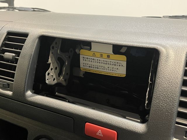 TOYOTA HIACE van 2WD 2025