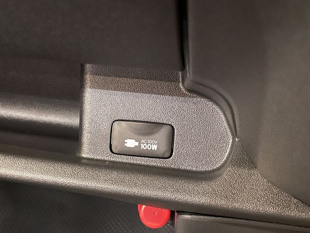 TOYOTA HIACE van 2WD 2025