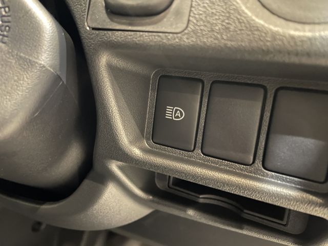 TOYOTA HIACE van 2WD 2025