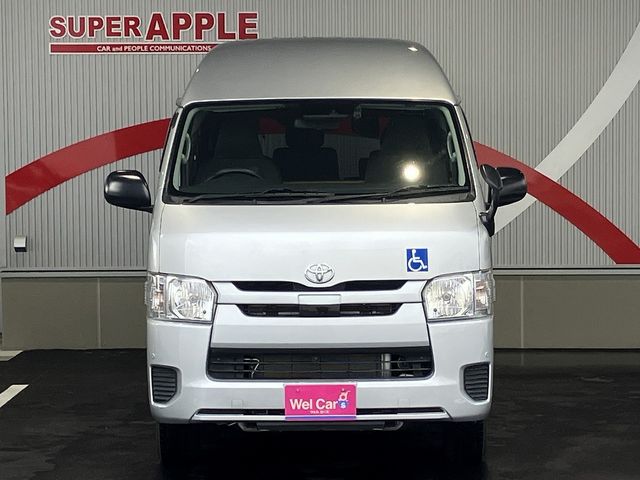 TOYOTA HIACE van 4WD 2019