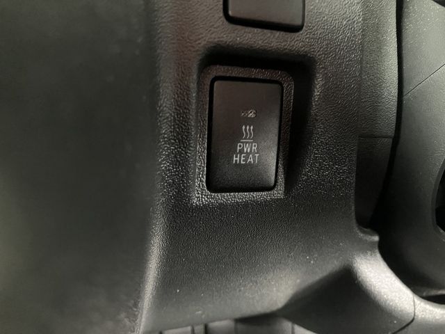 TOYOTA HIACE van 4WD 2019