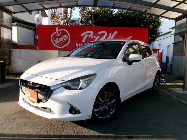 MAZDA DEMIO 2017