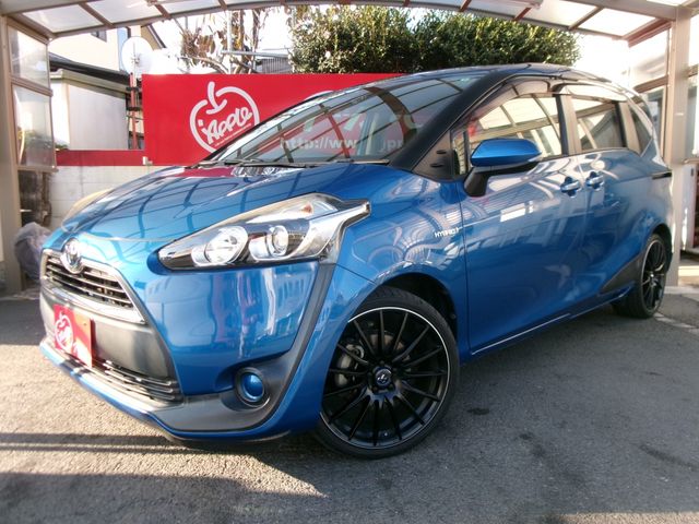TOYOTA SIENTA HYBRID 2016
