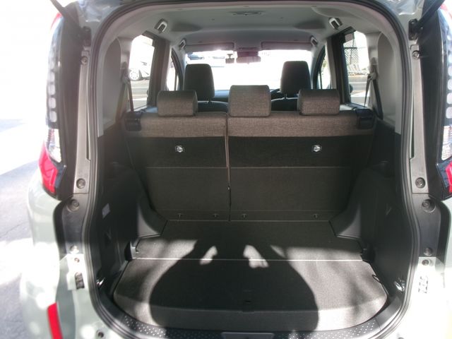 TOYOTA SIENTA HYBRID 2023