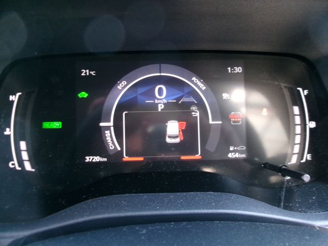 TOYOTA SIENTA HYBRID 2023