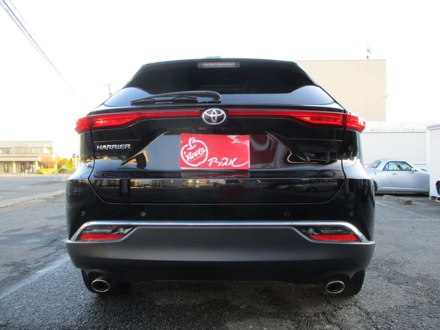 TOYOTA HARRIER 2WD 2021