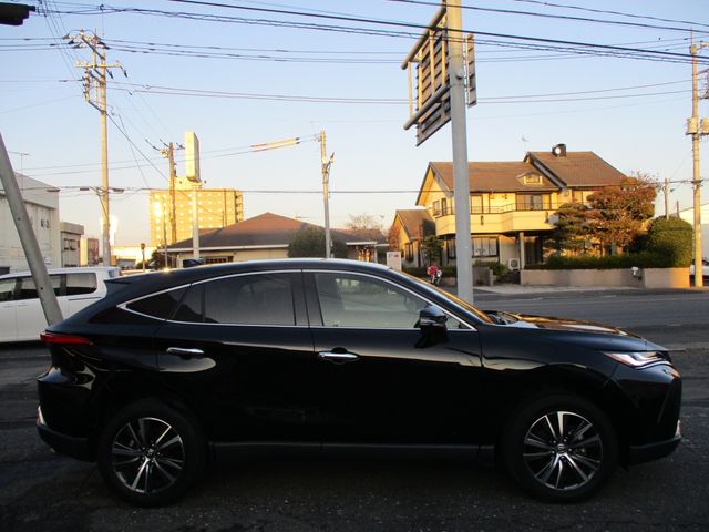 TOYOTA HARRIER 2WD 2021