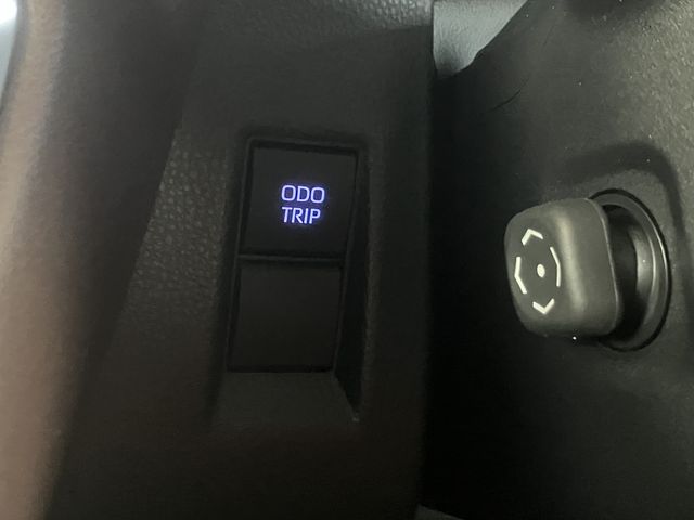 TOYOTA HARRIER 2WD 2021