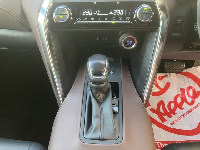 TOYOTA HARRIER 2WD 2021