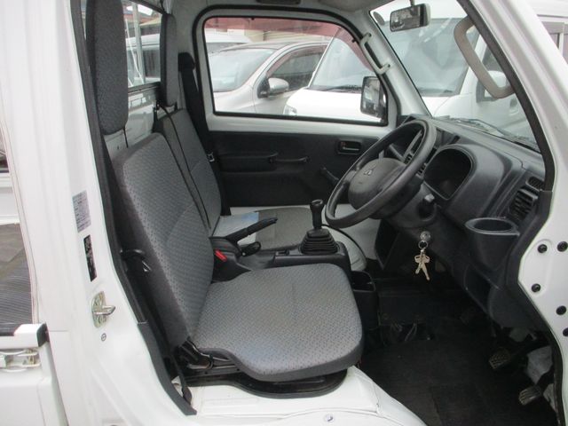 MITSUBISHI MINICAB truck 4WD 2017