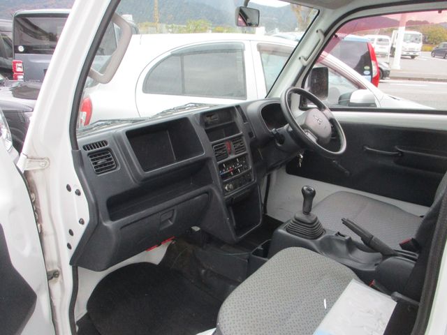 MITSUBISHI MINICAB truck 4WD 2017