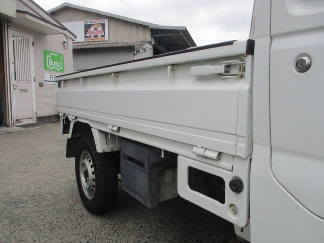 MITSUBISHI MINICAB truck 4WD 2017