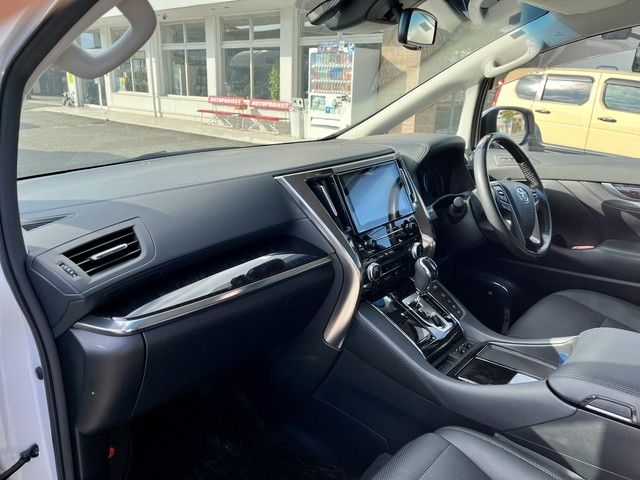 TOYOTA ALPHARD 2019