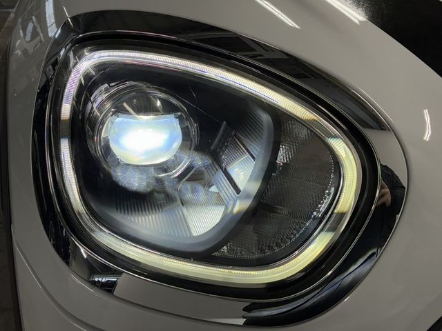 BMW BMW MINI COOPER SD CROSSOVER 2017