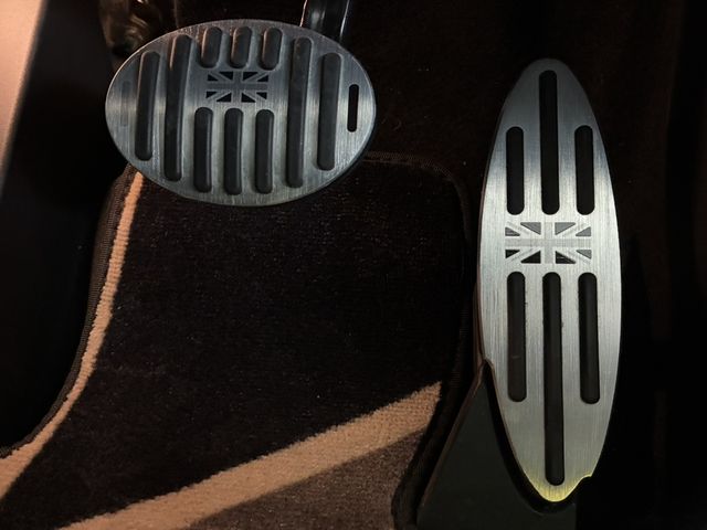 BMW BMW MINI COOPER SD CROSSOVER 2017