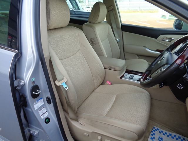 TOYOTA CROWN sedan 4WD 2011
