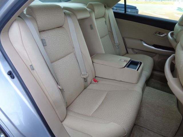 TOYOTA CROWN sedan 4WD 2011