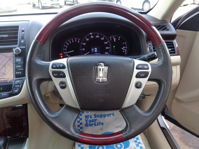 TOYOTA CROWN sedan 4WD 2011