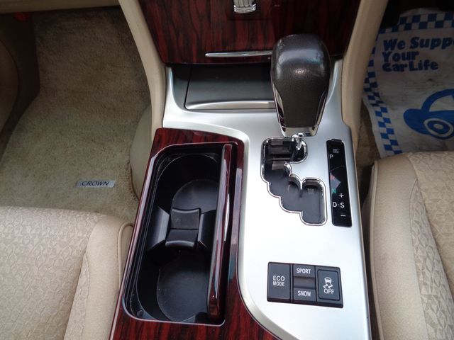 TOYOTA CROWN sedan 4WD 2011