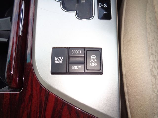 TOYOTA CROWN sedan 4WD 2011