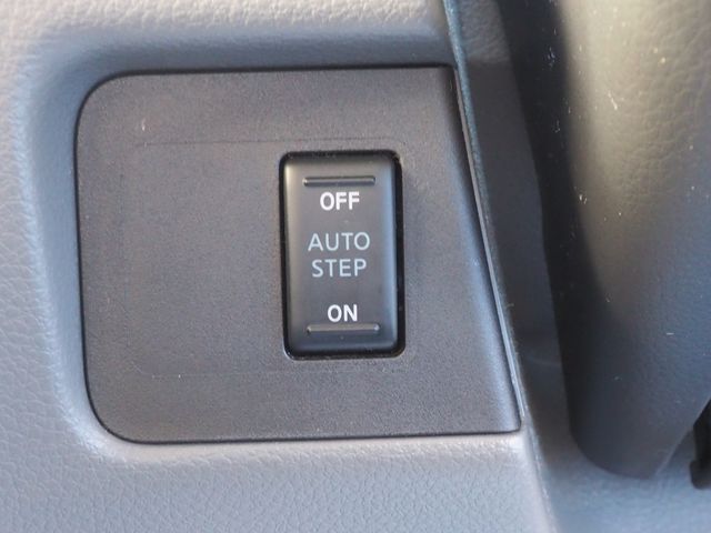 NISSAN NV200 VANETTE van 2018