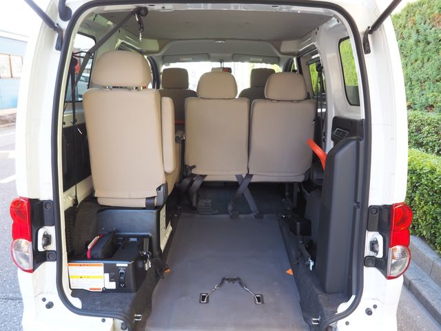 NISSAN NV200 VANETTE van 2018