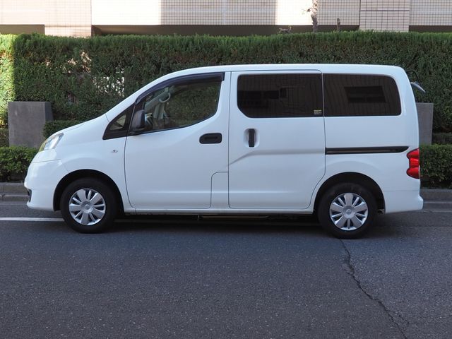 NISSAN NV200 VANETTE van 2018