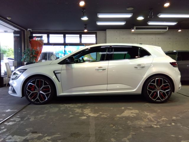 RENAULT RENAULT MEGANE hatchback 2023