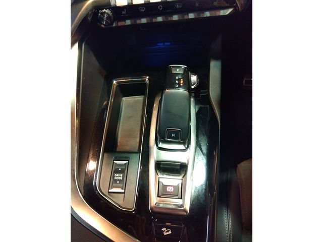 PEUGEOT PEUGEOT 5008 2021