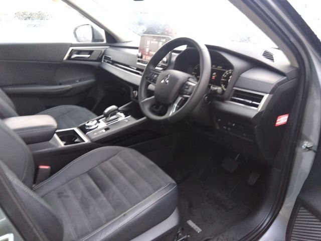 MITSUBISHI OUTLANDER PHEV 2022