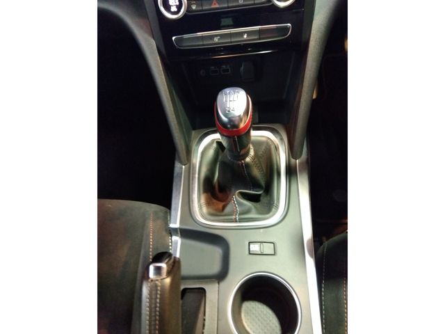 RENAULT RENAULT MEGANE hatchback 2025