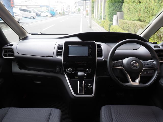 NISSAN SERENA  WG 2018