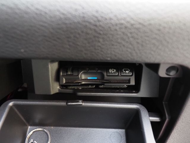 NISSAN SERENA  WG 2018